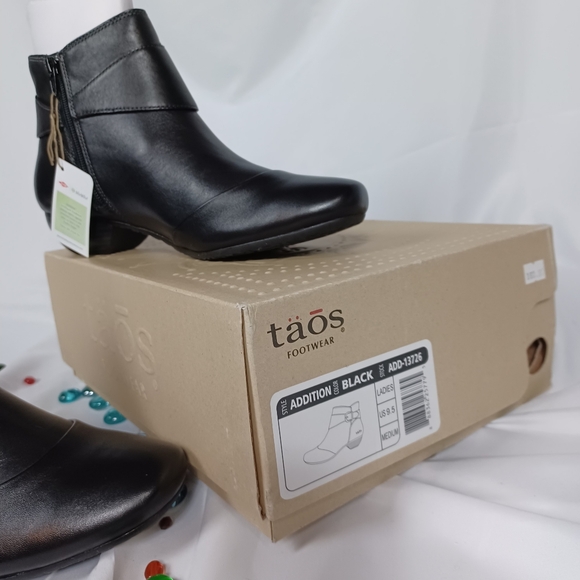 Taos Addition leather black boots nwt, size 9 - Picture 4 of 8